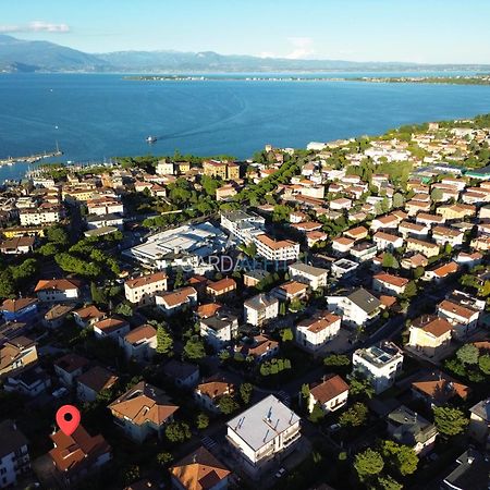 Ares Apartment - Vicino Al Lago Di Garda E Alla Stazione Treno Desenzano del Garda Eksteriør billede