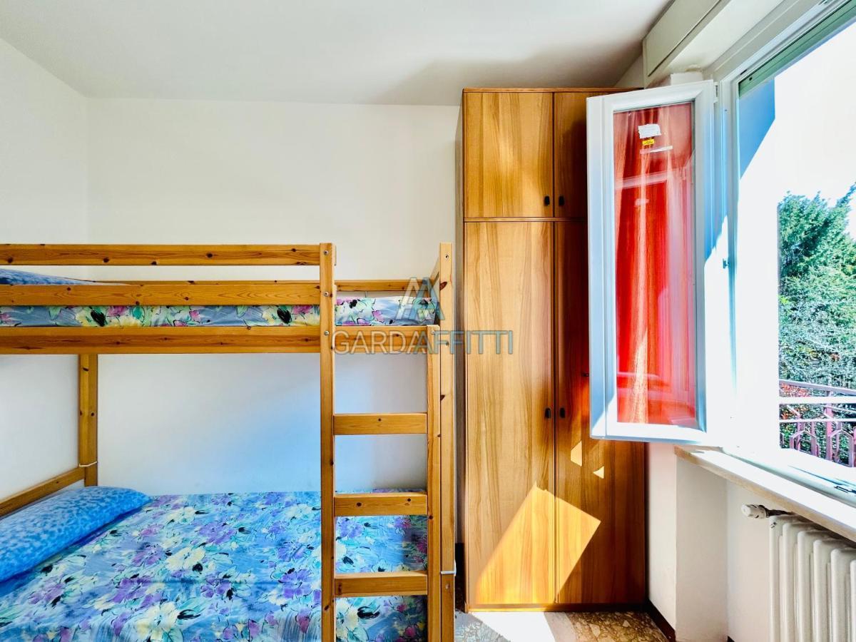 Ares Apartment - Vicino Al Lago Di Garda E Alla Stazione Treno Desenzano del Garda Eksteriør billede